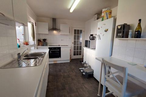 12 Four Ways Drive, Chulmleigh, EX18 7AZ