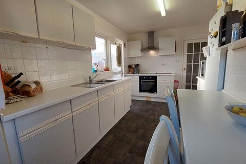 12 Four Ways Drive, Chulmleigh, EX18 7AZ