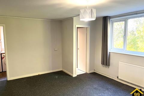 Studio to rent, Woolaston Avenue, Cardiff, CRDIFF, CF23