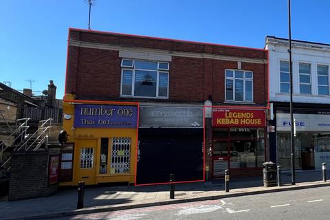 Retail property (high street) to rent, Sutton SM1