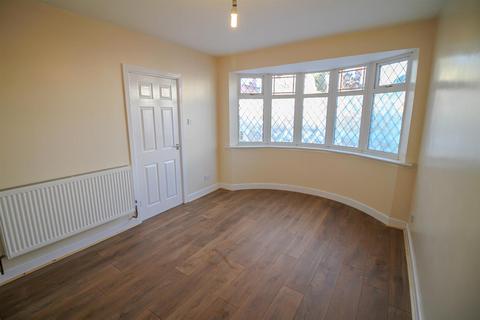 3 bedroom semi-detached house to rent, Sandford Road, Mapperley, Nottingham