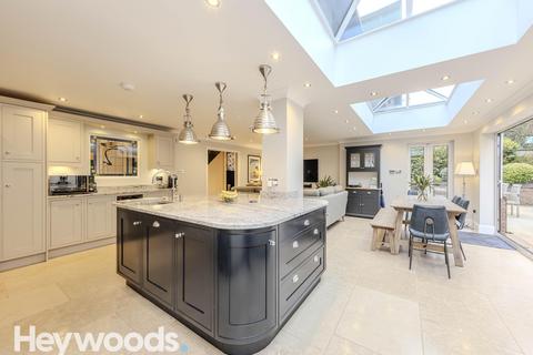 5 bedroom detached house for sale, Allensway, Seabridge Newcastle-under-Lyme, Staffordshire