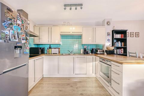 Flat 35, Cunningham Court, 73 Oliver Road, Leyton, London, E10 5LE