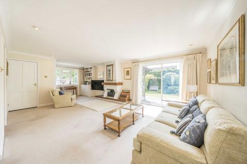 Barnmead Green Street, Sunbury-on-thames, TW16 6QQ