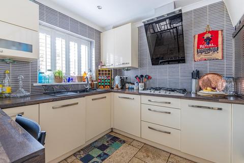 1 bedroom end of terrace house for sale, Plas Pamir, Penarth CF64