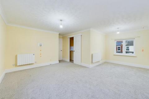 2 bedroom apartment for sale, Village Court, Whitley Bay