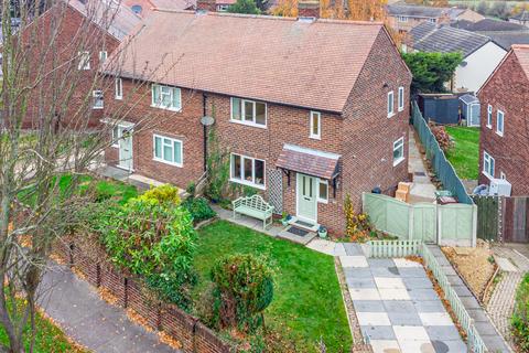 1 Grove Crescent, Walton, Wakefield, WF2 6LE