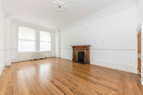 3 bedroom maisonette to rent, Bina Gardens, London SW5