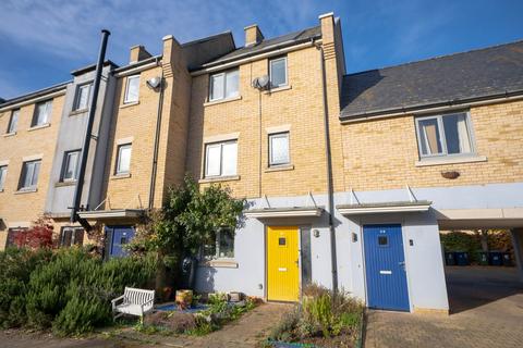 3 bedroom terraced house for sale, Sweetpea Way, Cambridge, CB4