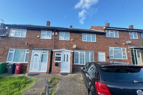 3 bedroom house to rent, Tomlin Road, Slough SL2