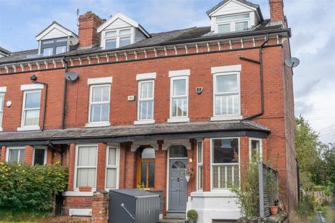 4 bedroom end of terrace house for sale, Selbourne Road, Chorlton