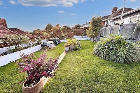 5 bedroom chalet for sale, Tumulus Road, Saltdean, BN2 8FS