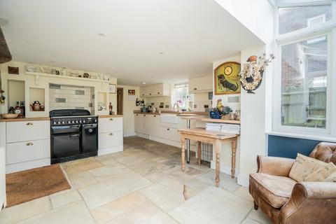 2 bedroom cottage for sale, Marston Road, Granborough, Buckinghamshire MK18