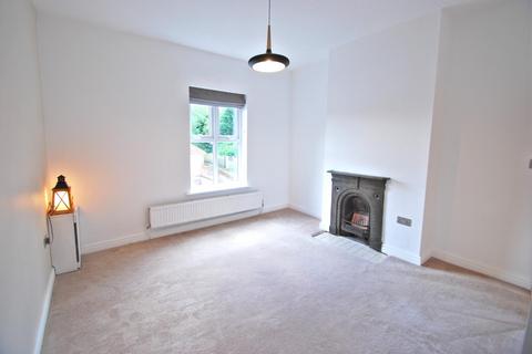 2 bedroom terraced house to rent, Knutsford Road, Alderley Edge