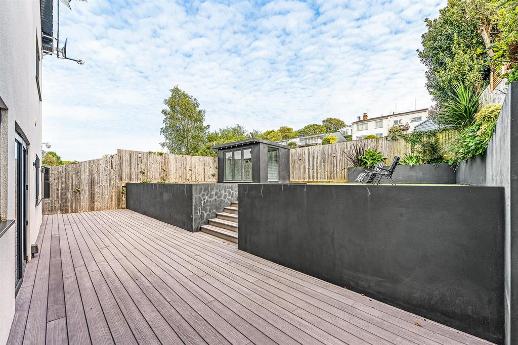 Sandbanks, Portishead Rear Garden Decking.jpg