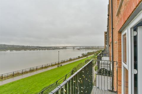 2 Knights Templar Way, Strood, Rochester, ME2 2ZD