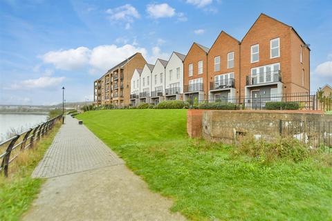 2 Knights Templar Way, Strood, Rochester, ME2 2ZD