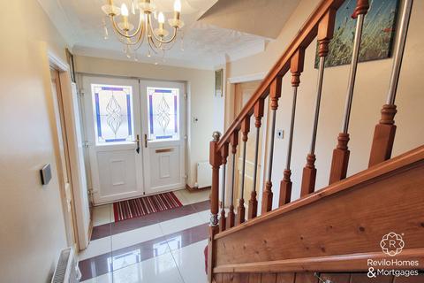 6 bedroom detached house for sale, Chevron Close, Marland, OL11