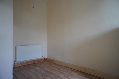 1 bedroom flat to rent, Main Street, Alexandria G83