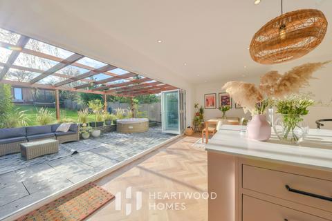 99 Beech Road, St Albans, AL3 5AP