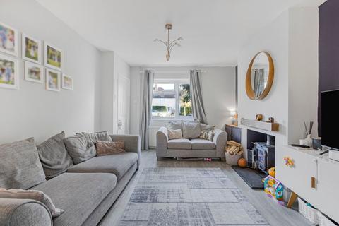 10 Cecil Crescent, Hatfield, AL10 0HF