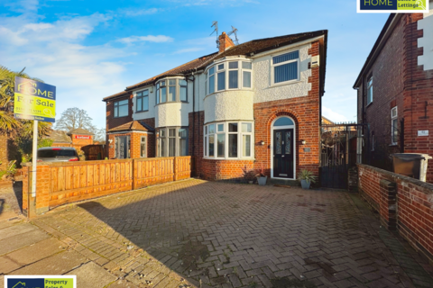 3 bedroom semi-detached house for sale, Alton Road, Aylestone, Leicester