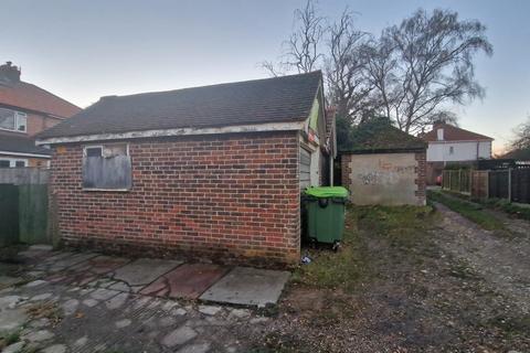 Garage for sale, Crabtree Lane, Lancing