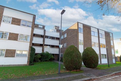 2 bedroom apartment for sale, Stonegrove, Edgware, HA8