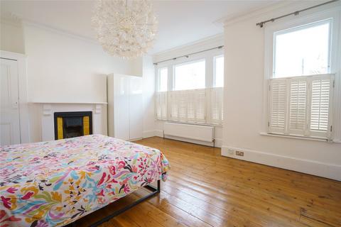 4 bedroom terraced house to rent, Kingscourt Road, London, SW16