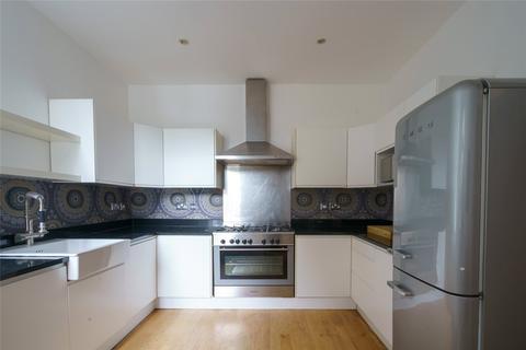 4 bedroom terraced house to rent, Kingscourt Road, London, SW16