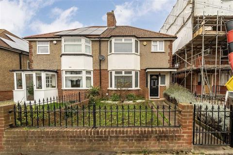 3 bedroom semi-detached house for sale, Merriman Road, London SE3