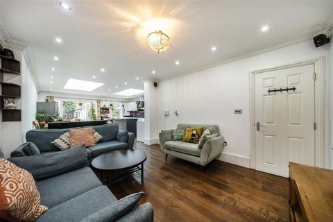 3 bedroom semi-detached house for sale, Merriman Road, London SE3