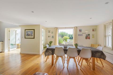 4 bedroom detached house for sale, Balmer Lawn Road, Brockenhurst SO42