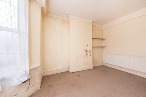 4 bedroom terraced house for sale, Bulwer Road, Leytonstone, London, E11 1BY