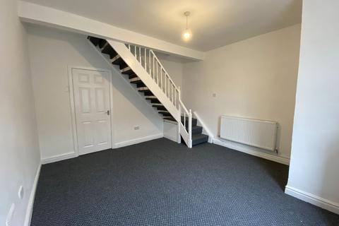 2 bedroom terraced house to rent, Washington Street, Accrington