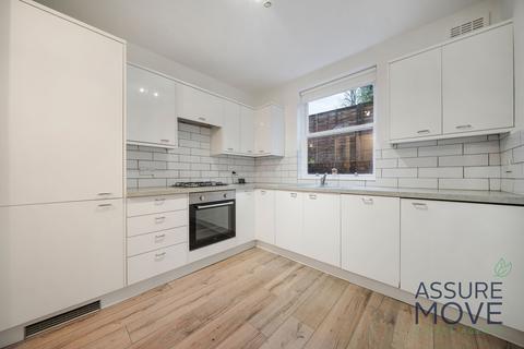 3 bedroom apartment to rent, Middleton Grove, London, N7