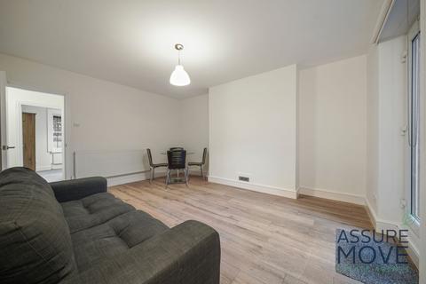 3 bedroom apartment to rent, Middleton Grove, London, N7