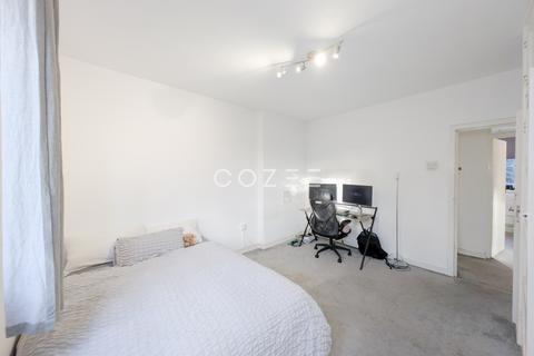 4 bedroom flat to rent, Milner House, Hope Street, Battersea, London SW11