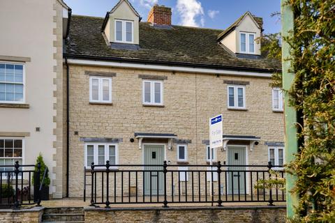 4 bedroom townhouse for sale, Bridge Street, Witney, OX28