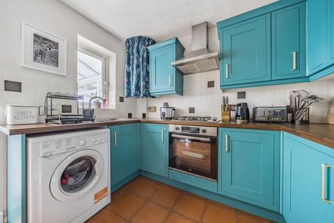 2 bedroom end of terrace house for sale, Carterton,  Oxfordshire,  OX18