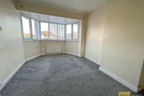 3 bedroom semi-detached house to rent, Blakeland Road, Birmingham B44