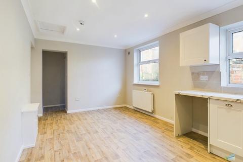 1 bedroom flat to rent, Balls Road, Birkenhead CH43