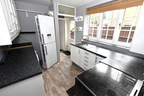 2 bedroom end of terrace house for sale, Cloverly Road, Ongar