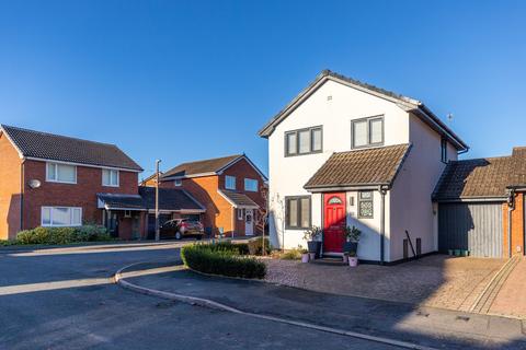 3 bedroom detached house for sale, 65 Camborne Avenue, Carnforth, Lancashire, LA5 9TS