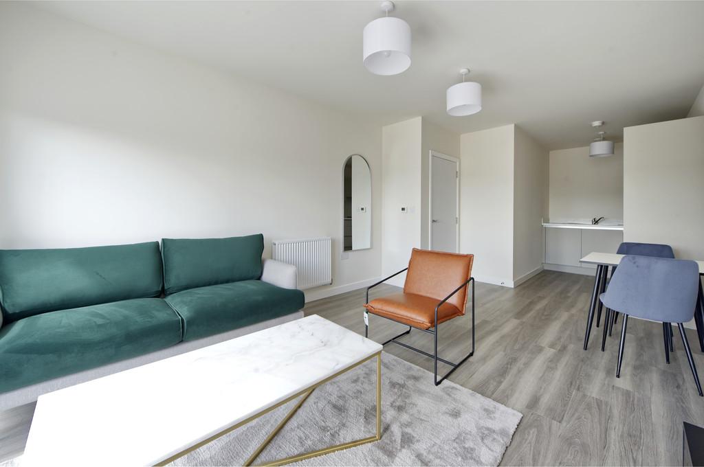 Flat 17 honeysuckle hse-4189