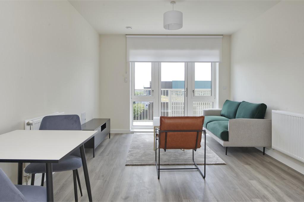Flat 17 honeysuckle hse-4183