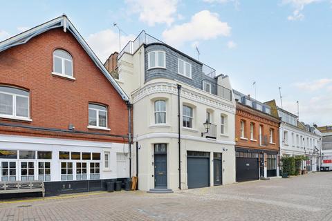 4 bedroom mews to rent, Adam and Eve Mews, Kensington W8