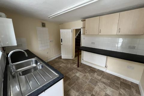 2 bedroom end of terrace house to rent, Caroline Street, Alford. LN13 9BW