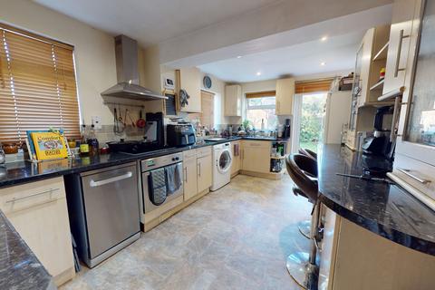 2 bedroom semi-detached bungalow for sale, Hayes Road, Cheltenham