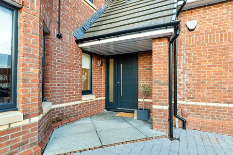 4 bedroom detached house for sale, Duthie Park Place, Academy Park, Glasgow